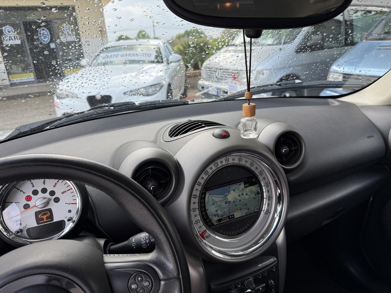 MINI 1.6 COOPER D COUNTRYMAN ADATTA NEOPATENTATI