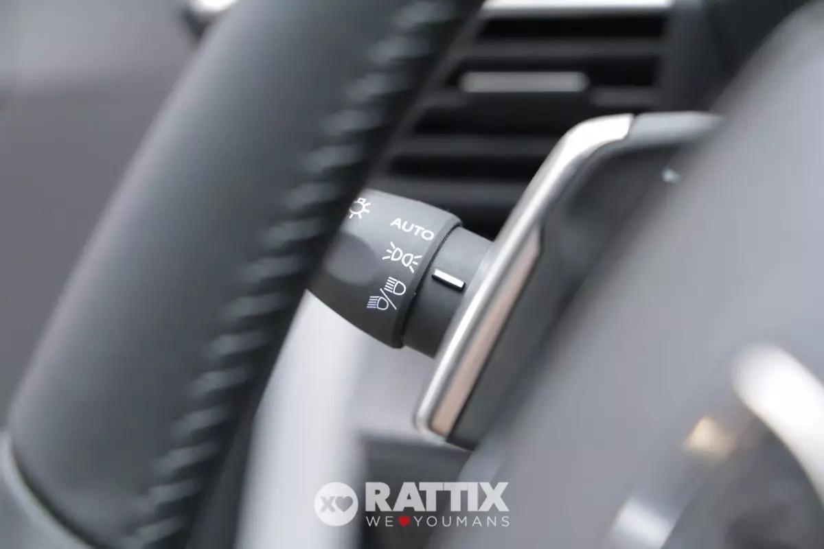 Peugeot 208 1.2 Hybrid 100CV Style e-DCS6
