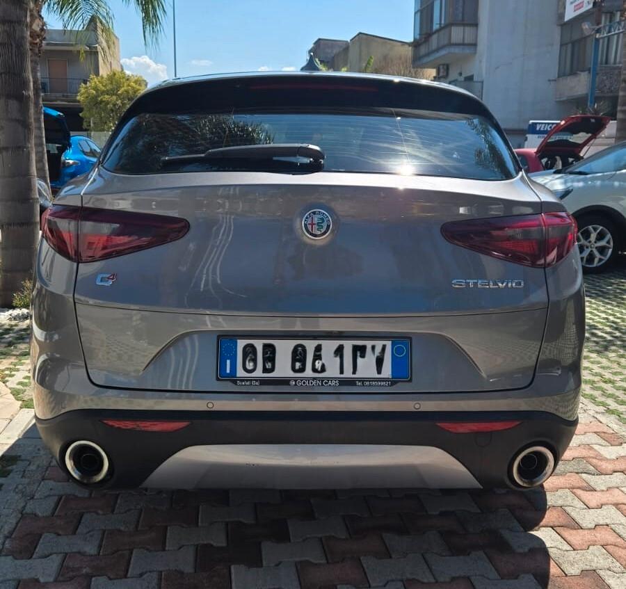 Alfa Romeo Stelvio 2.2 t Business Q4 190V auto Led Uff Italy Nav USB