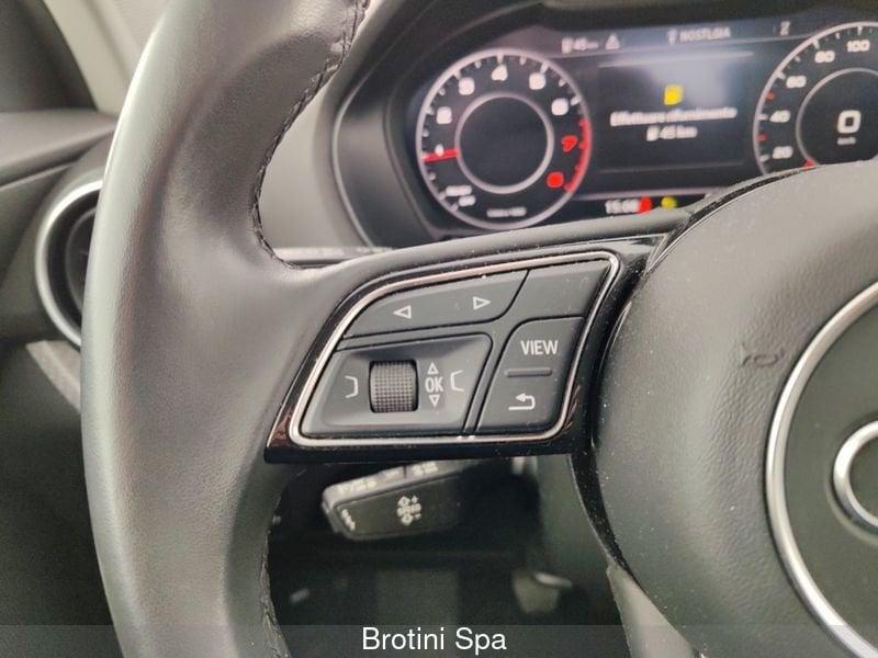 Audi Q2 Q2 35 TFSI Business Advanced