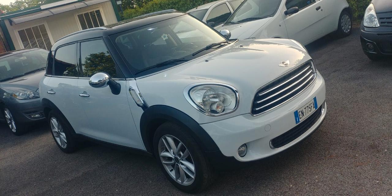 Mini Cooper 1.6 D Countryman 1.11cv CLIMA CERCHI FUL-LED MULTIFUNZIONE