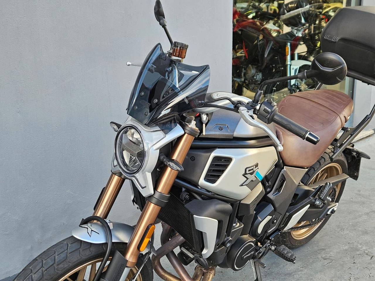CF Moto 700CL-X - 2024
