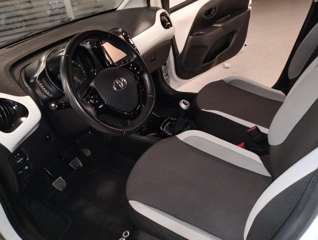 Toyota Aygo 5 Porte Aygo 5p 1.0 x-play my15 KM 74000!