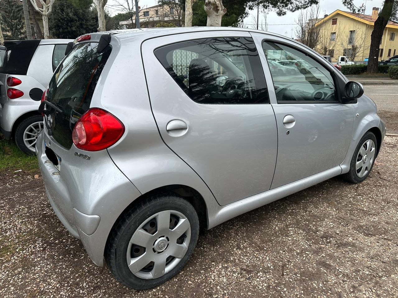 Toyota Aygo 1.0 12V VVT-i 5 porte Sol