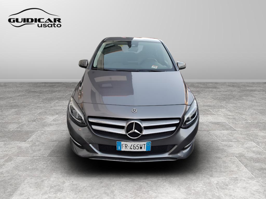 Mercedes-Benz Classe B - T246 - B 200 d Sport Next auto