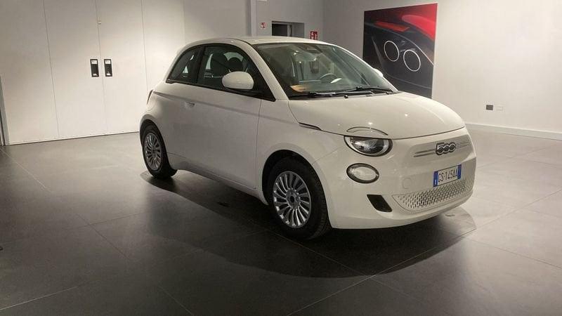 FIAT 500 500e Berlina 42 kWh