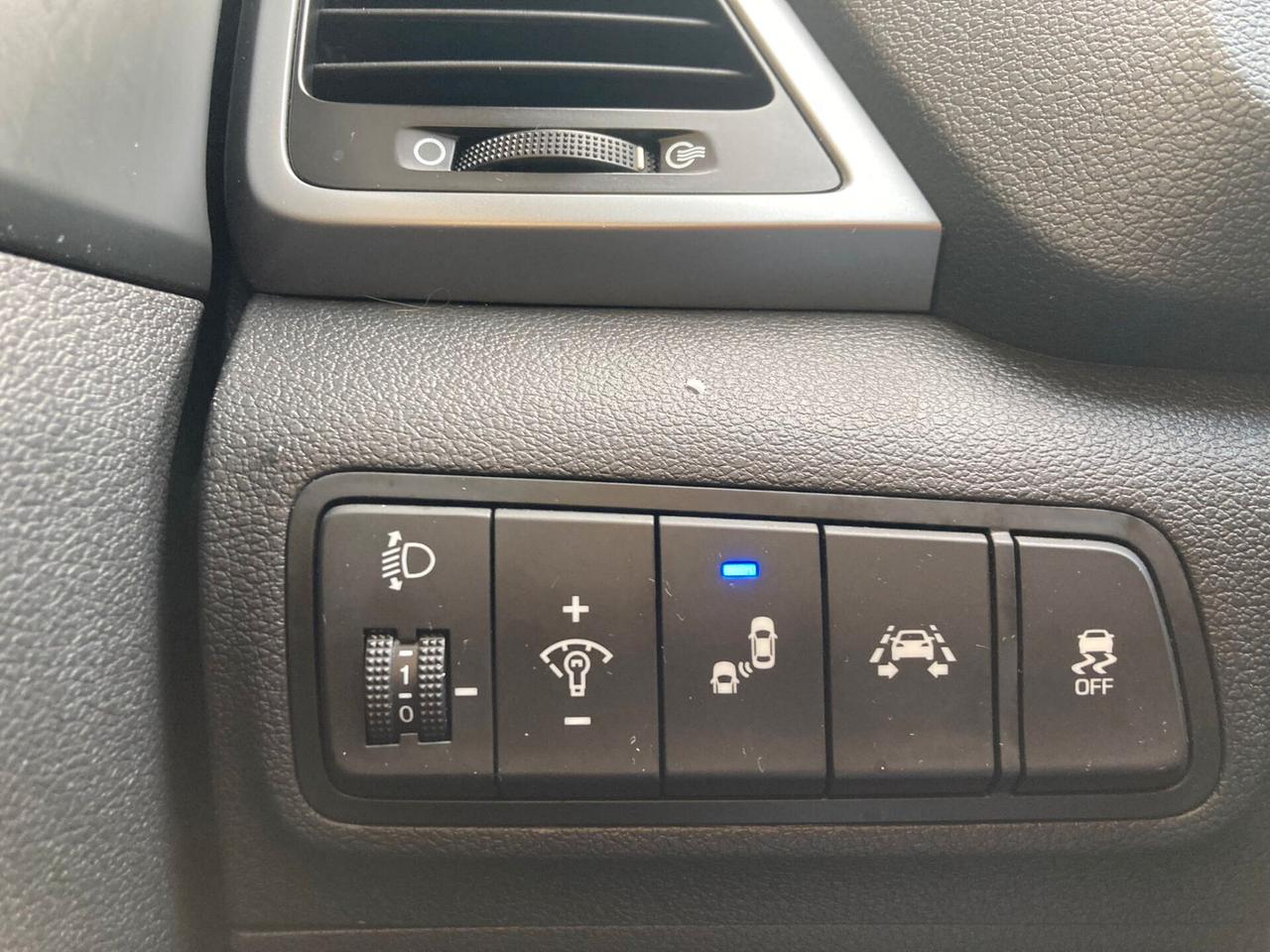 Hyundai tucson 1.7 141cv Full optonal 12/2016