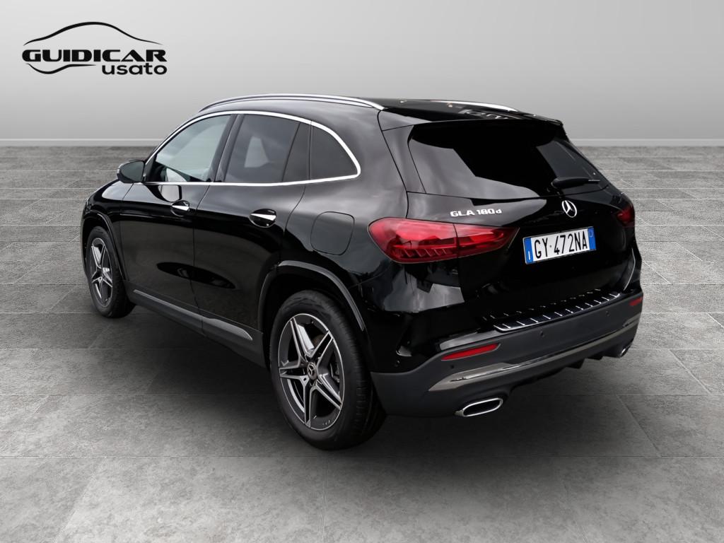 Mercedes-Benz GLA-H247 2023 - GLA 180 d AMG Line Advanced Plus auto