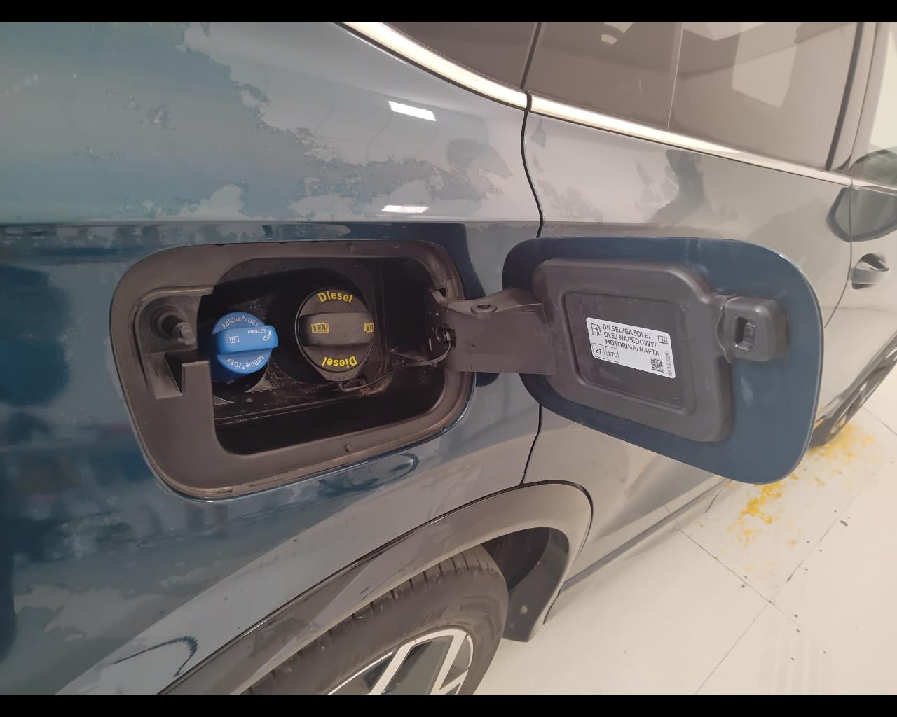 VOLKSWAGEN Tiguan III 2024 - Tiguan 2.0 tdi R-Line 150cv dsg