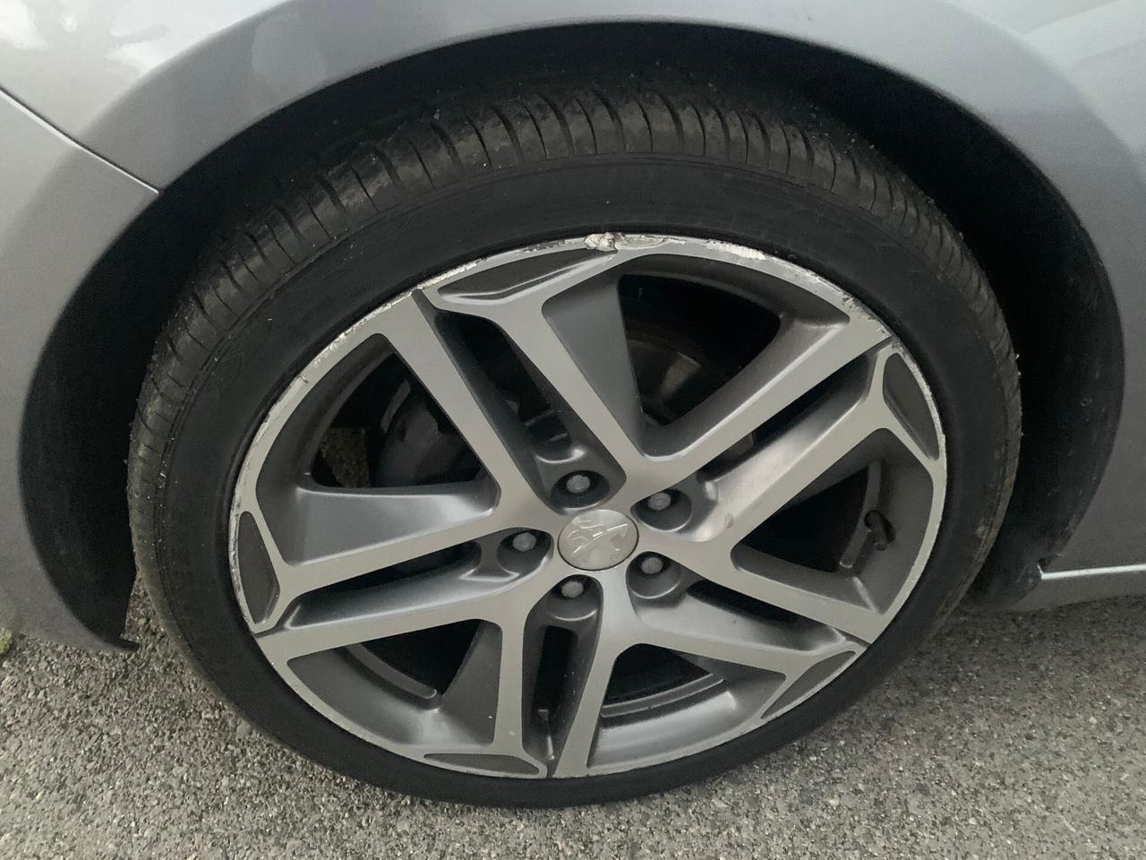Peugeot 308 BlueHDi 120 S&S Business