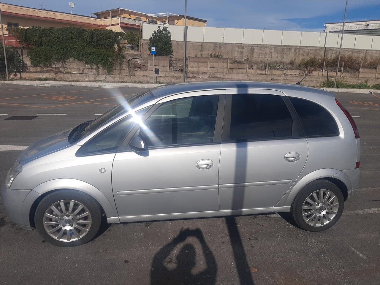 Opel Meriva 1.7 CDTI 101CV Cosmo