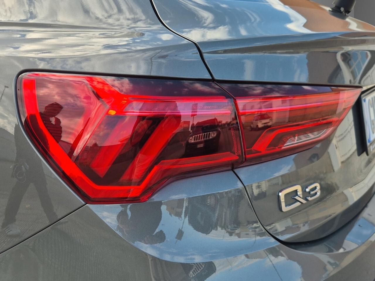 Audi Q3 SPB 35 TDI S Line S Tronic fari Matrix Virtual Retrocamera FULL
