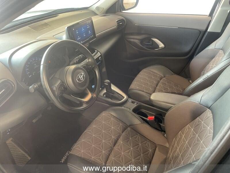 Toyota Yaris Cross 1.5h Lounge fwd 116cv e-cvt
