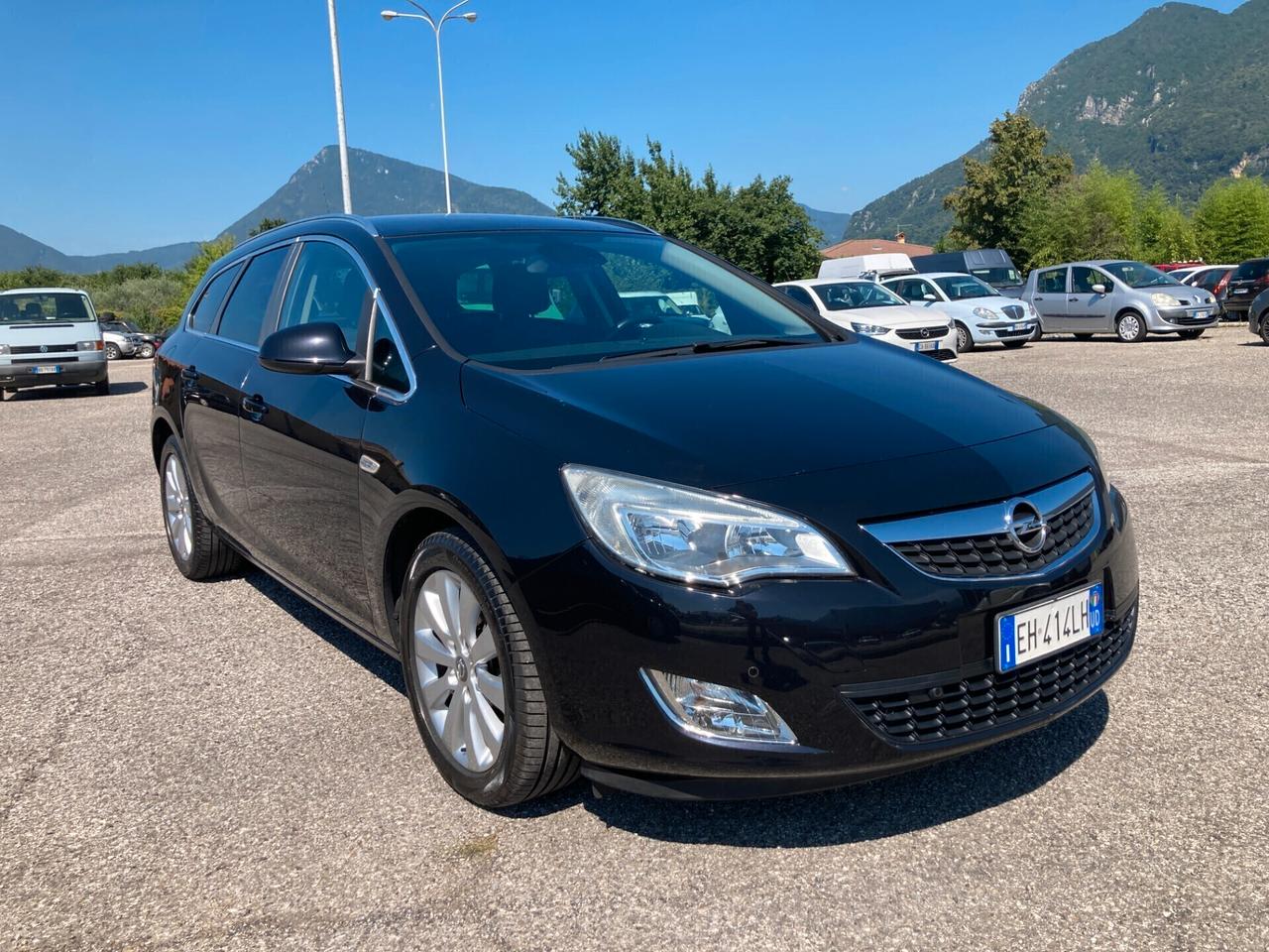 Opel Astra 1.7 CDTI 110CV Sports Tourer Cosmo
