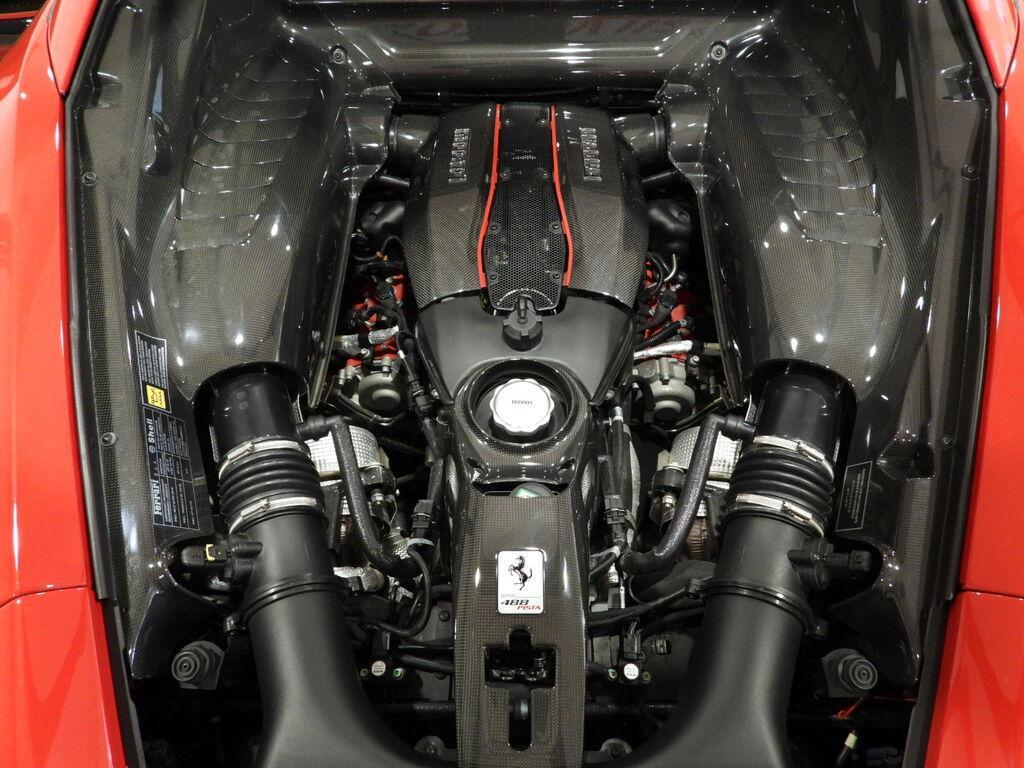 Ferrari 488 Coupe 3.9 Pista F1