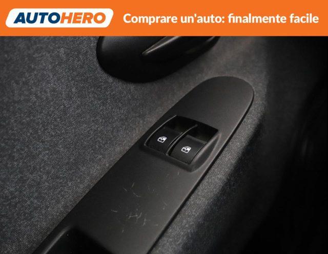 LANCIA Ypsilon 1.0 FireFly 5 porte S&S Hybrid Ecochic Silver