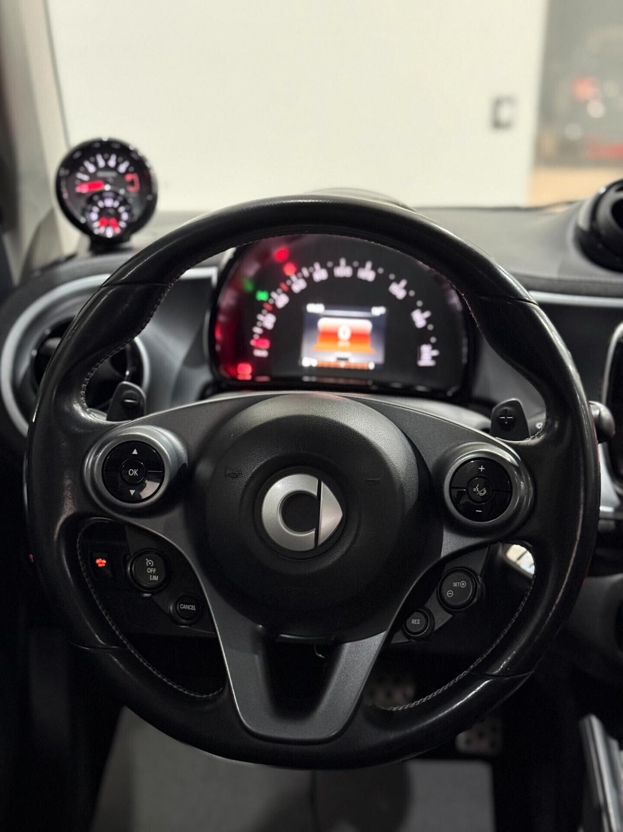 Smart ForTwo BRABUS 0.9 Turbo twinamic Xclusive