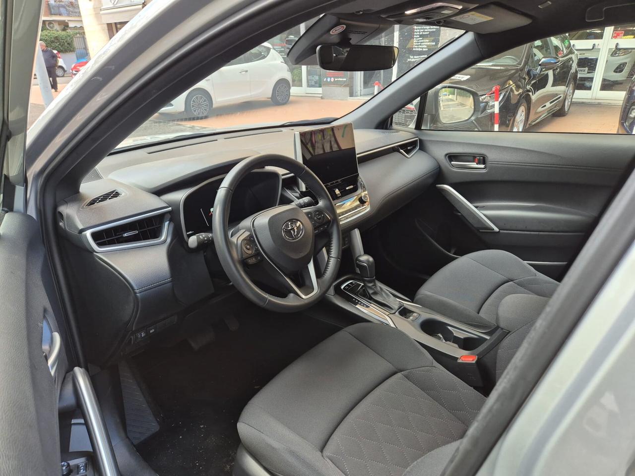 Toyota Corolla Cross 1.8 Hybrid 140 CV E-CVT Trend