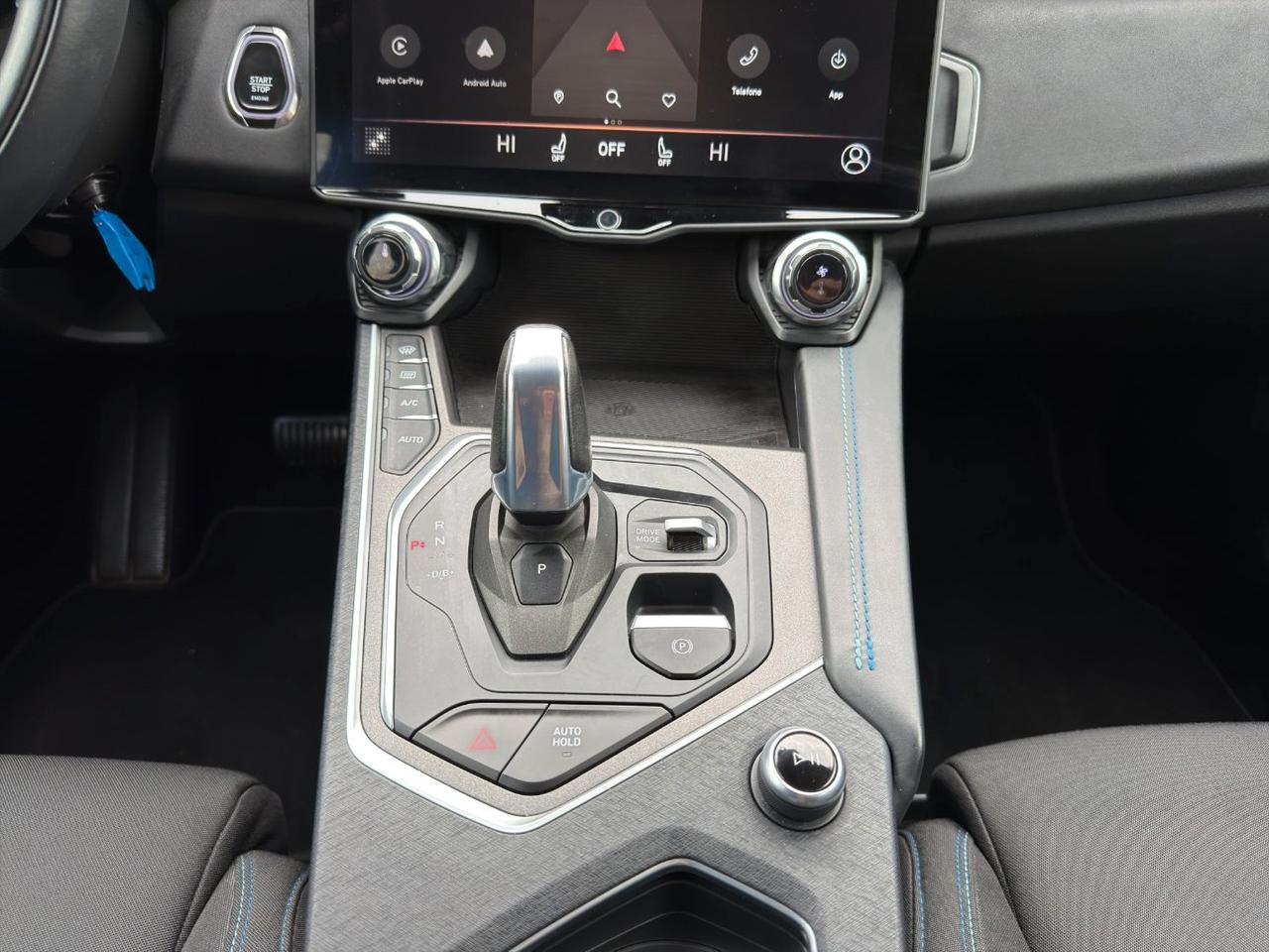 Lynk & Co 01 1.5 td phev auto