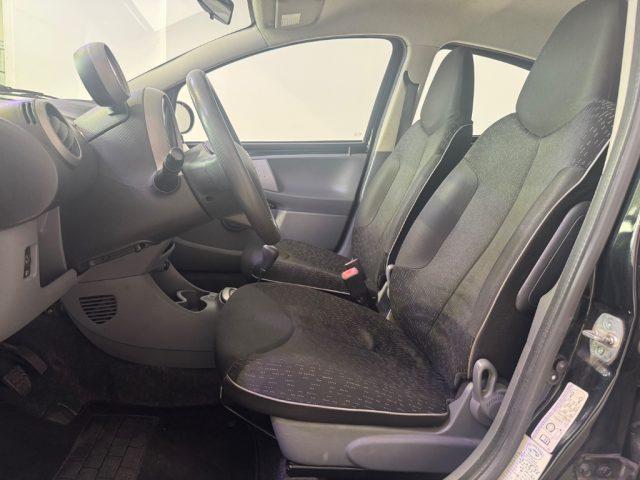 PEUGEOT 107 1.0 68CV 5p. Sweet Years 2Tronic