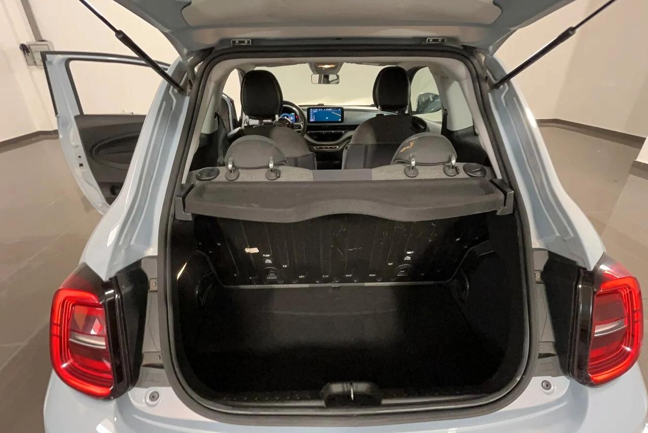 Fiat 500 500e Berlina 42 kWh Icon