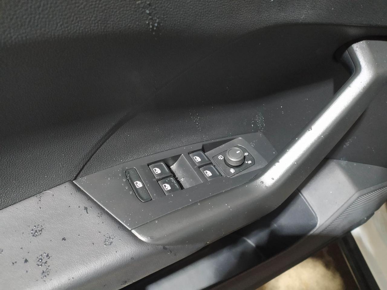 Volkswagen T-Cross Style 1.0 TSI 110CV #8979