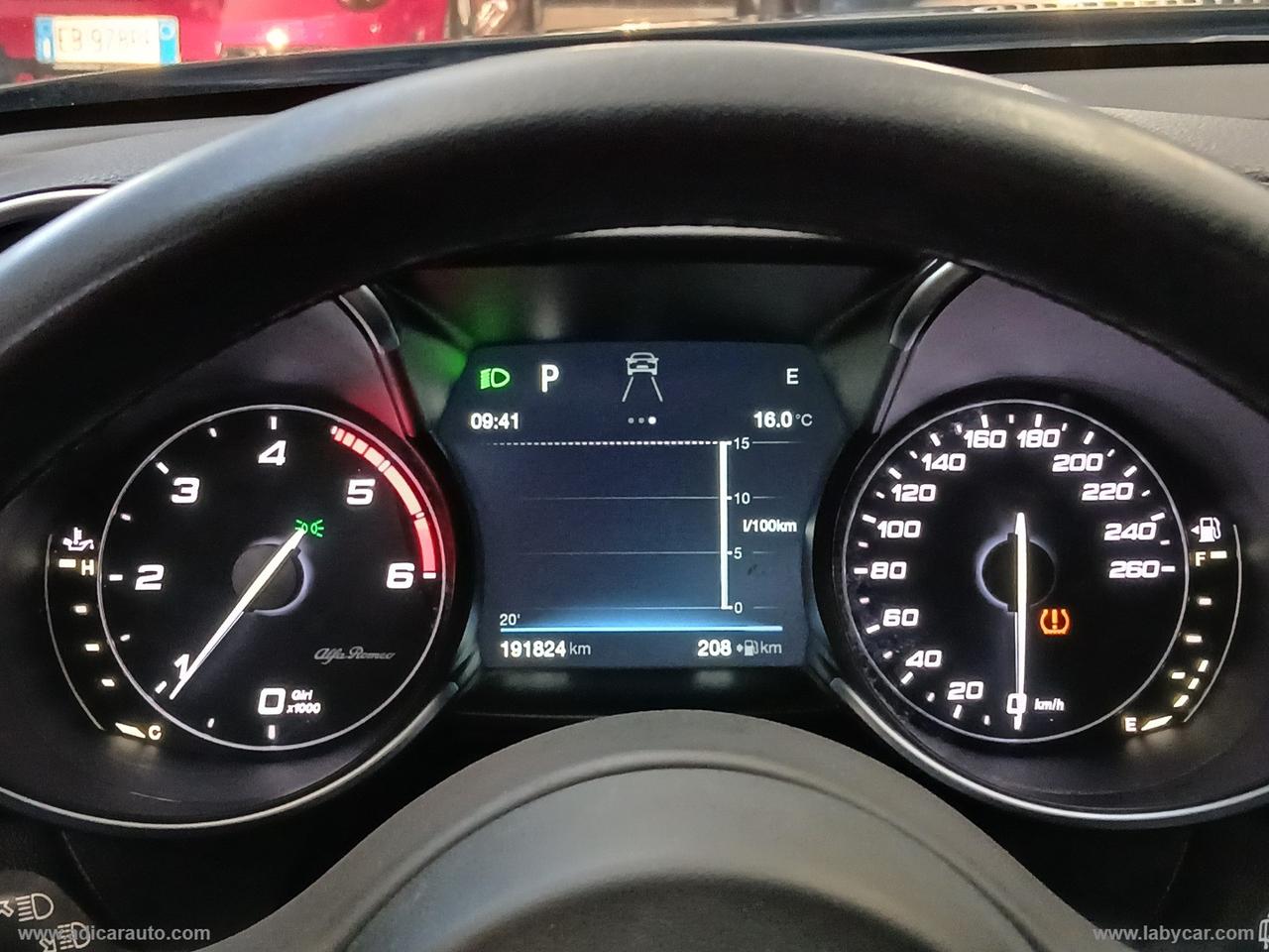 ALFA ROMEO Giulia 2.2 TD 136 CV AT8