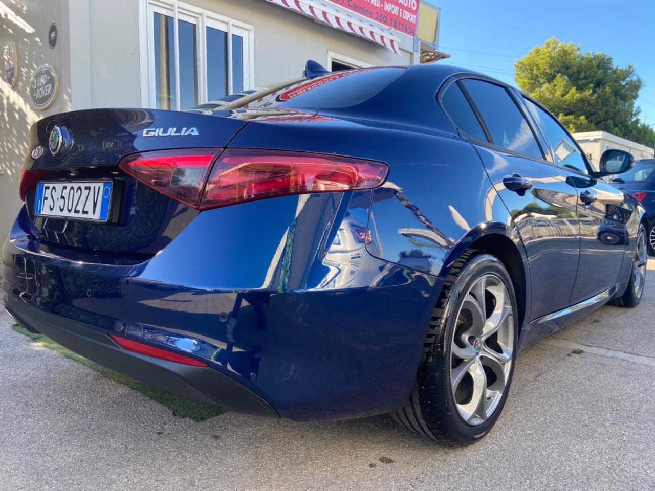 Alfa Romeo Giulia 2.2 160CV AT8 nuovissima garanzia