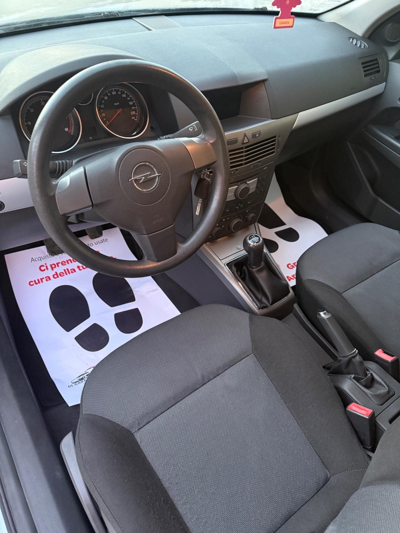 Opel Astra 1.7 CDTI 101CV 5 porte Cosmo