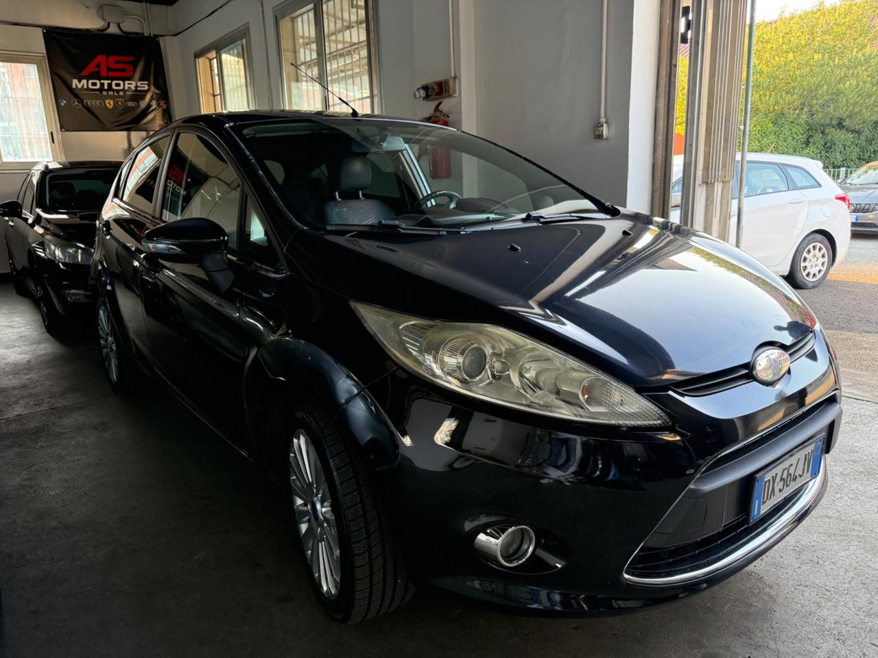 Ford Fiesta 1.4 5 porte Bz.- GPL Titanium