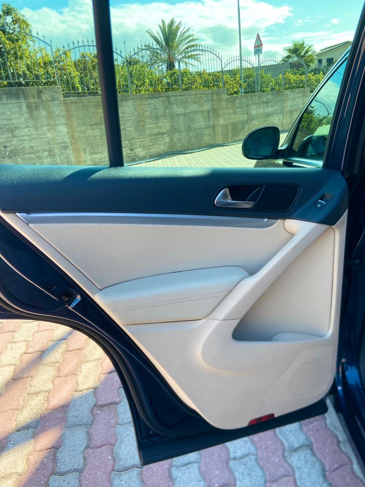 Volkswagen Tiguan 2.0 TDI 140cv Sport&Style BlueMotion