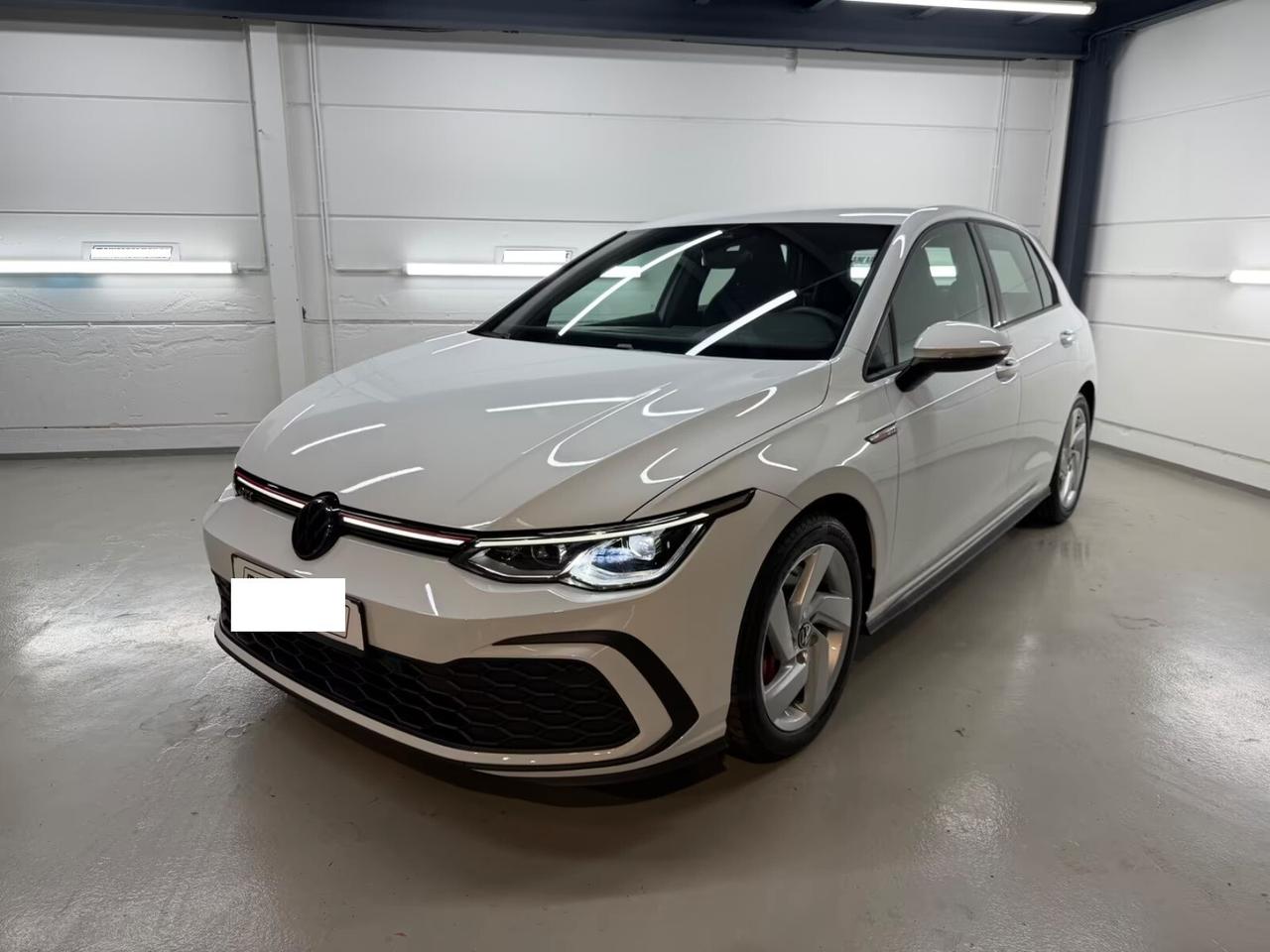 Volkswagen Golf GTI 2.0 TSI