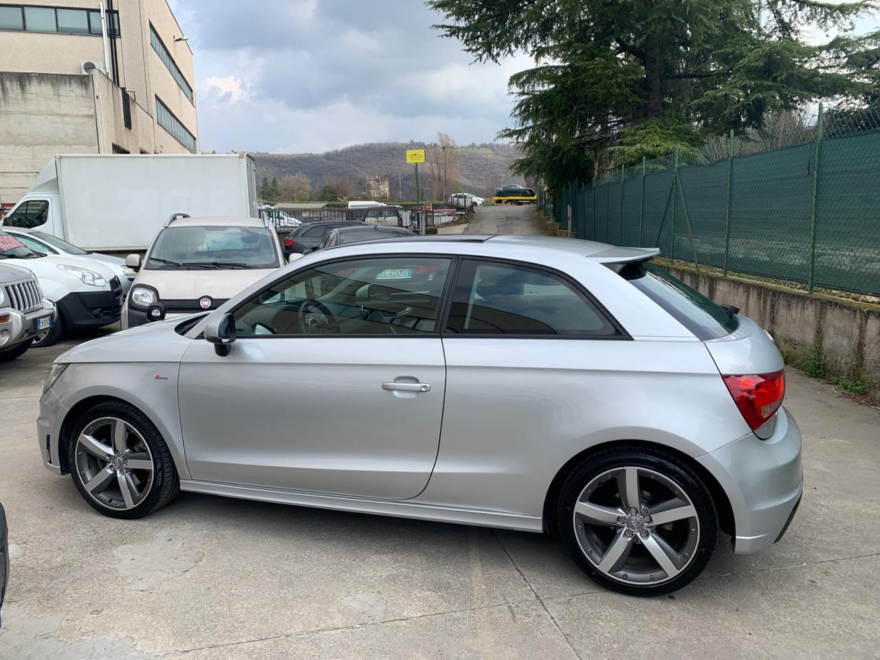 Audi A1 1.4 TFSI S tronic S- LINE