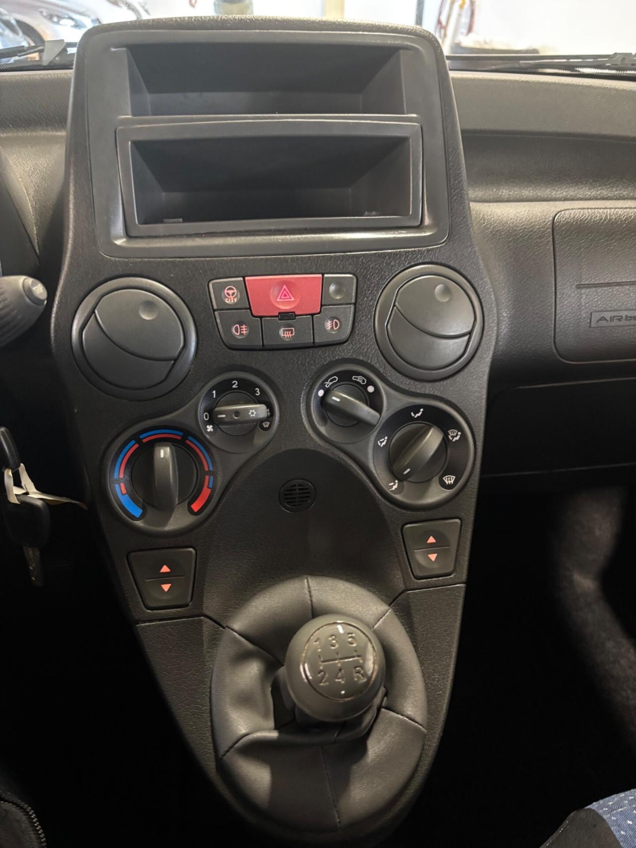 Fiat Panda 1.2 BENZINA / GPL 2030