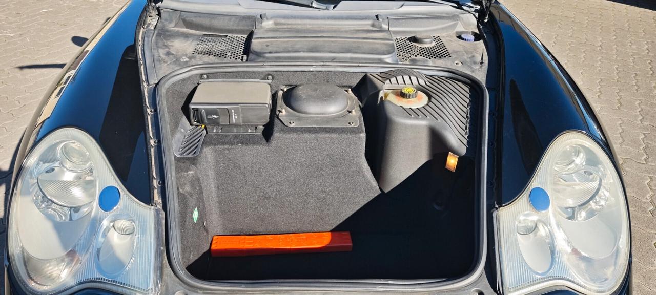 Porsche 911 Carrera 4 cat Cabriolet