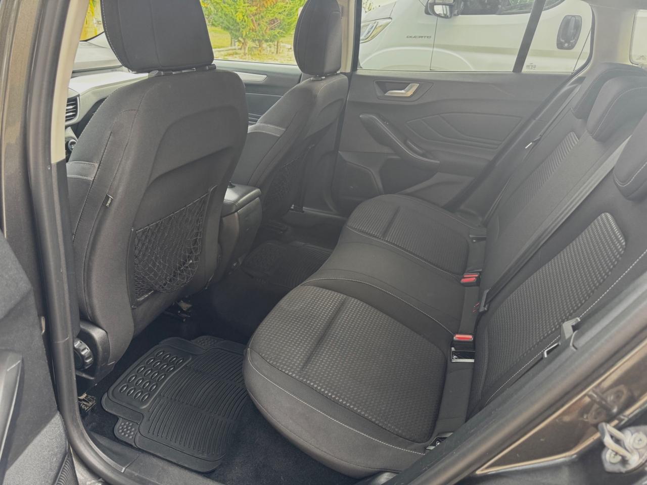 Ford Focus 1.5 TDCI 95 CV TITANIUM