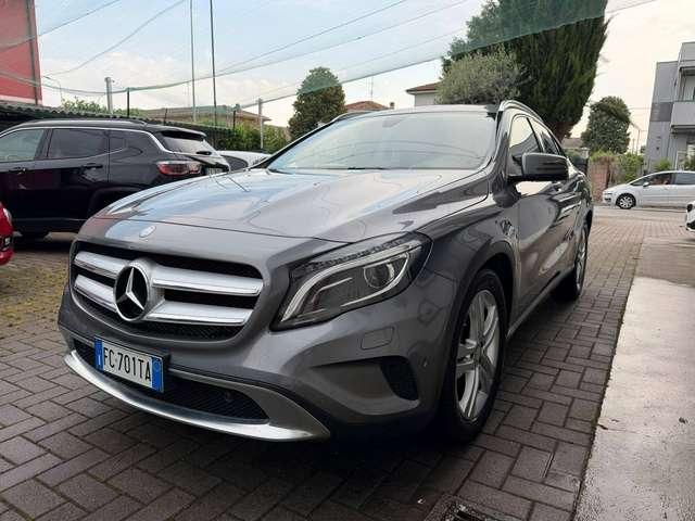 Mercedes-Benz GLA 180 GLA-X156 180d (cdi) Sport auto