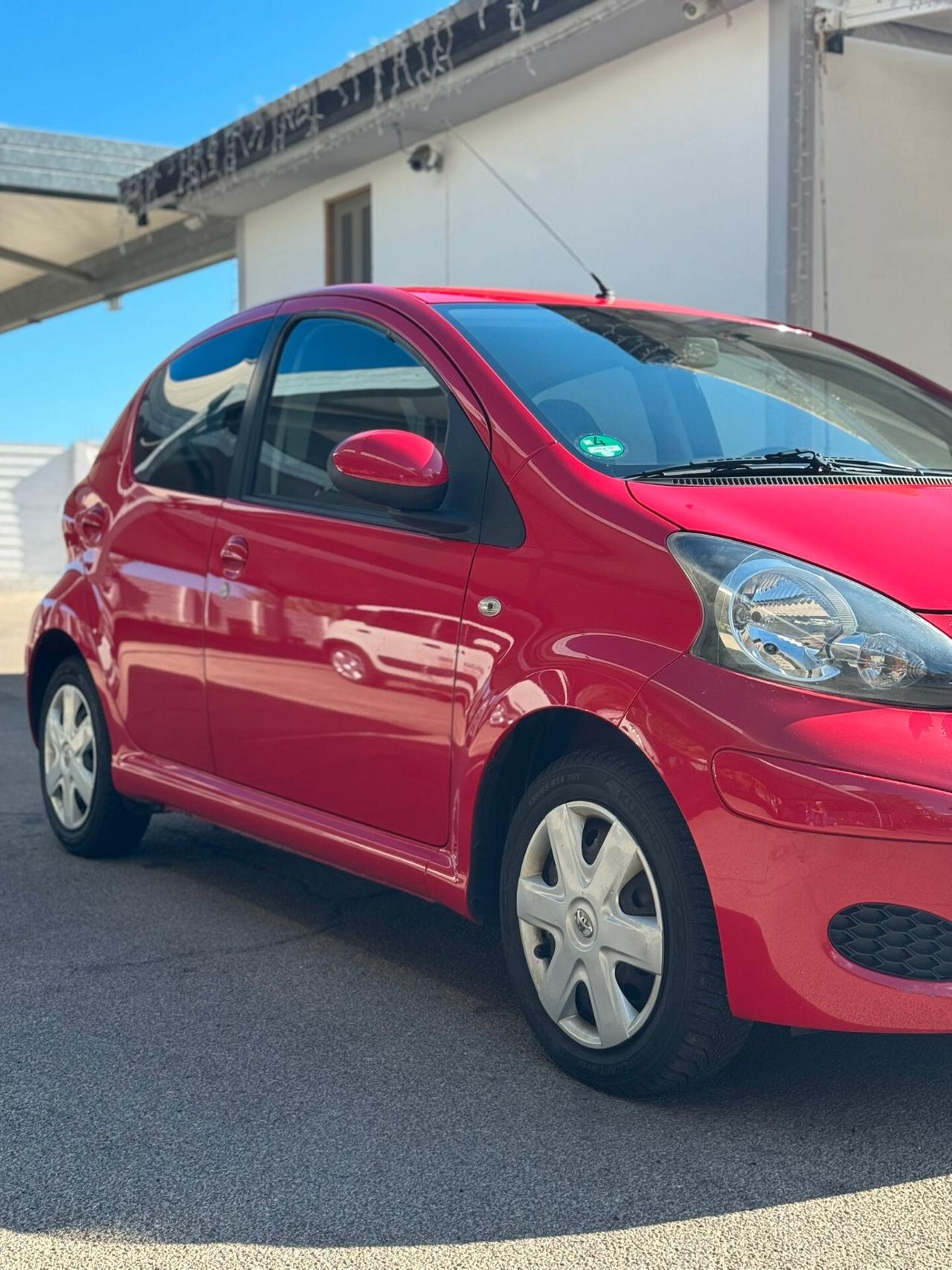 Toyota Aygo 1.0 12V VVT-i 5 porte