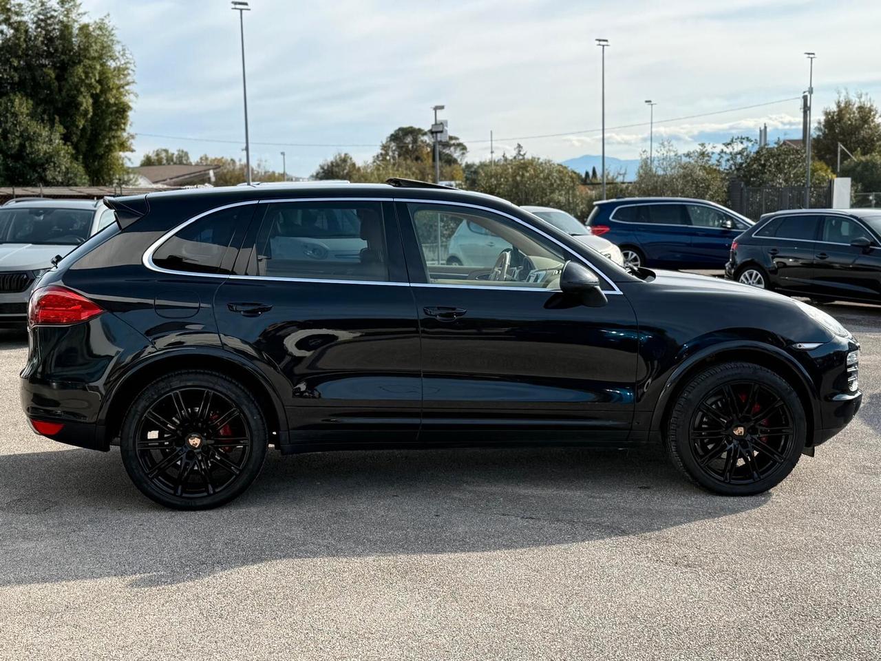 Porsche Cayenne 3.0 D ESCLUSIVA FULL AFFARE
