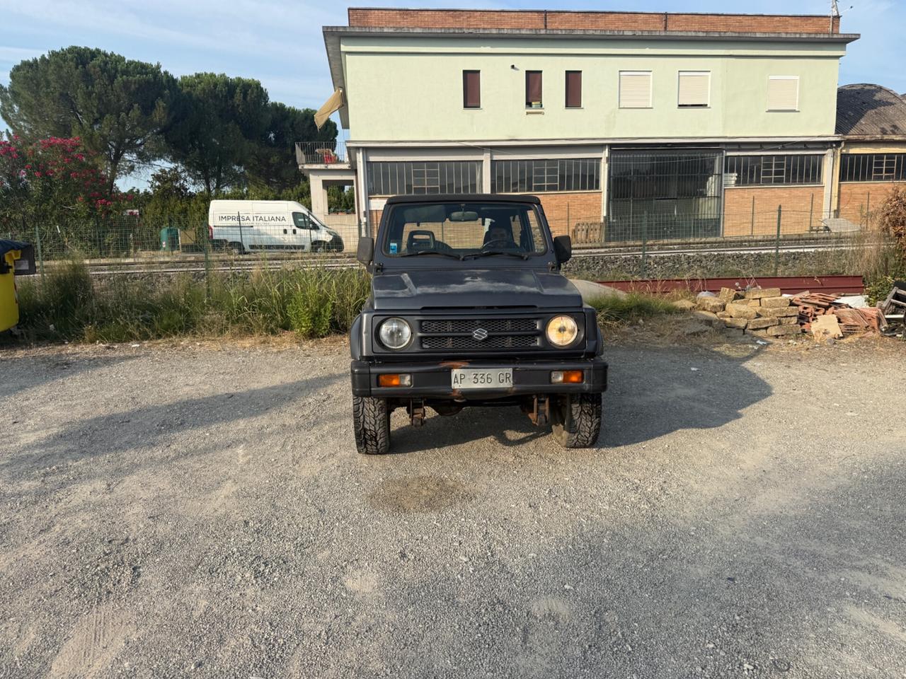 Suzuki SJ Samurai 1.3i cat Cabriolet De Luxe