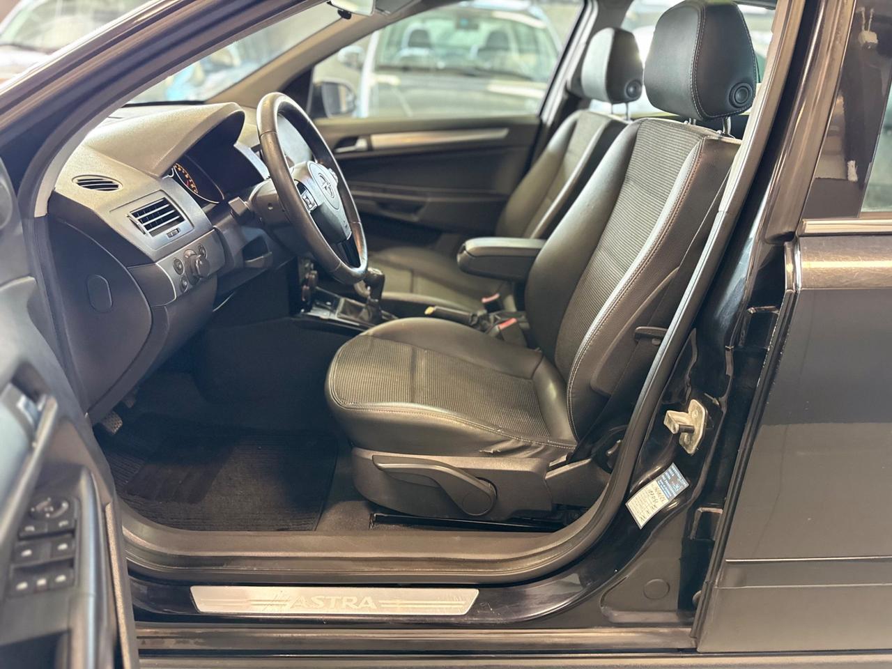 Opel Astra 1.7 CDTI 101CV 5 porte Cosmo