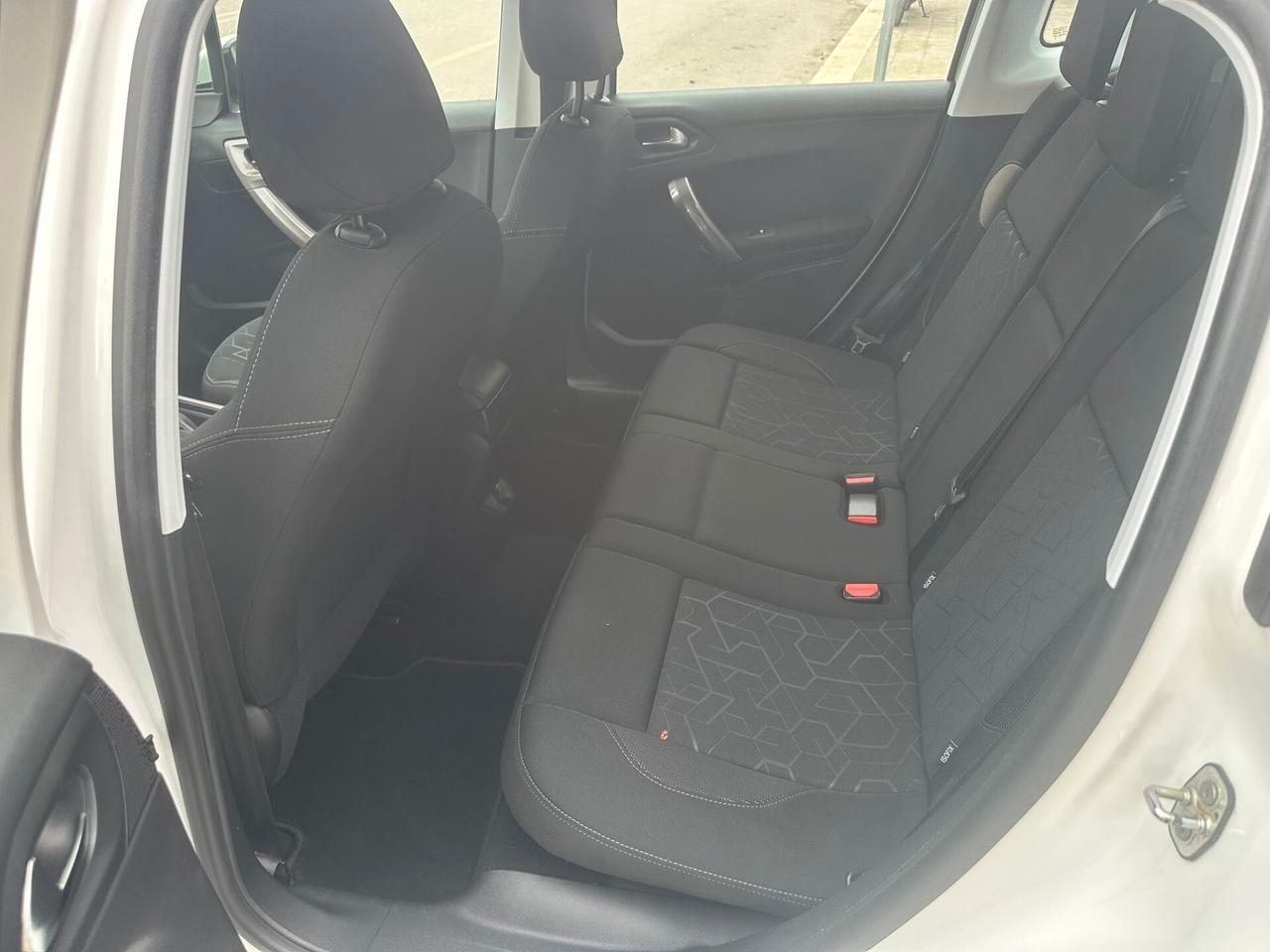 Peugeot 2008 BlueHDi 75 Active