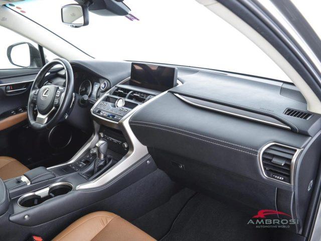 LEXUS NX 300h Hybrid 4WD Luxury