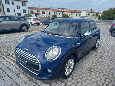 Mini Mini 1.5 Cooper D 5 porte