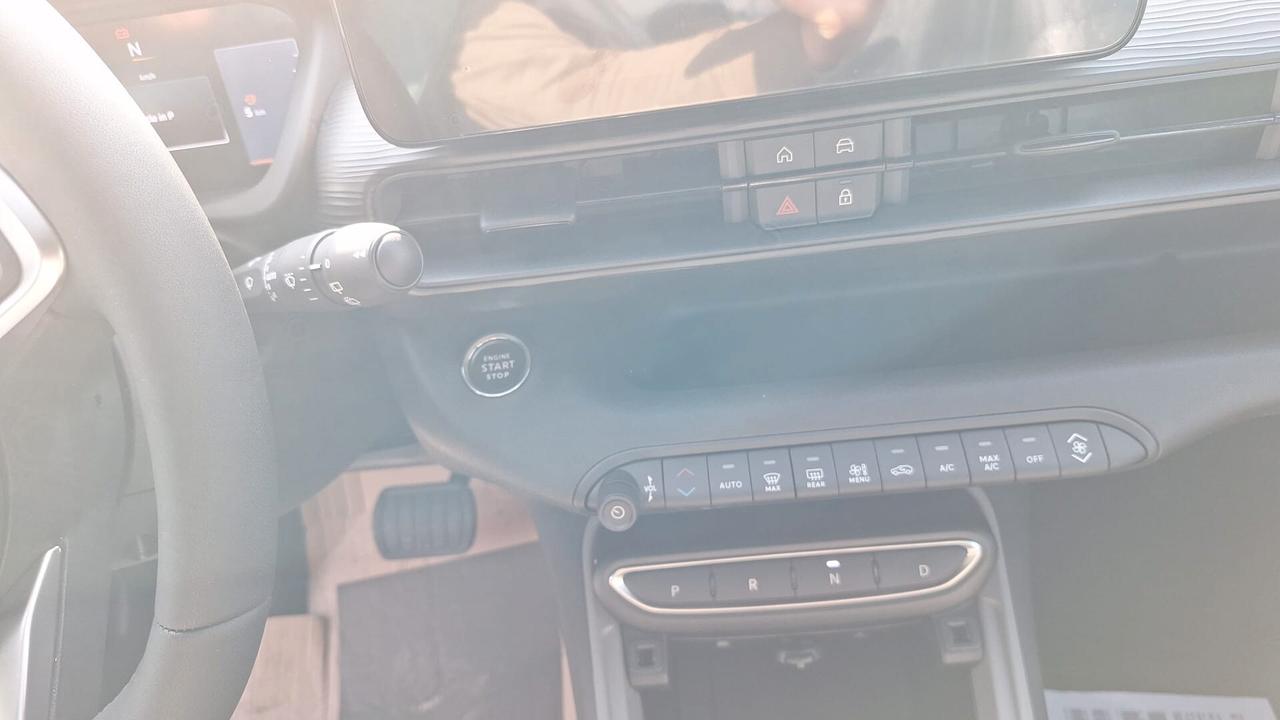 Jeep Avenger 1.2 110CV DCT MHEV LONGITUDE AUTOMATICA !!!!