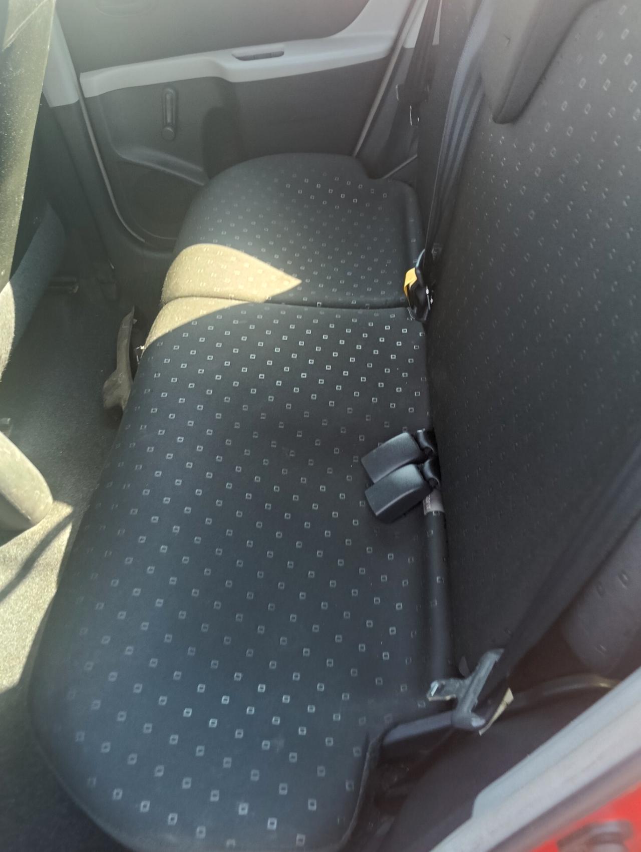 Toyota Yaris 1.0 5 porte Sol