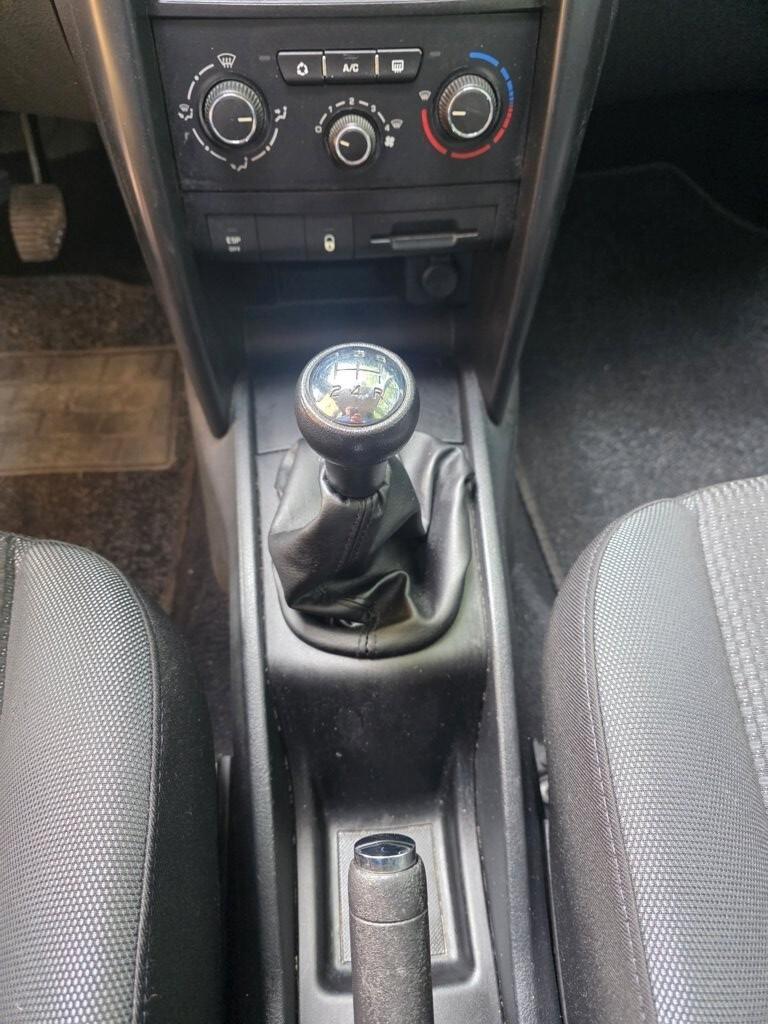 Peugeot 207 1.4 HDi 70CV 5p. Energie neopatentati