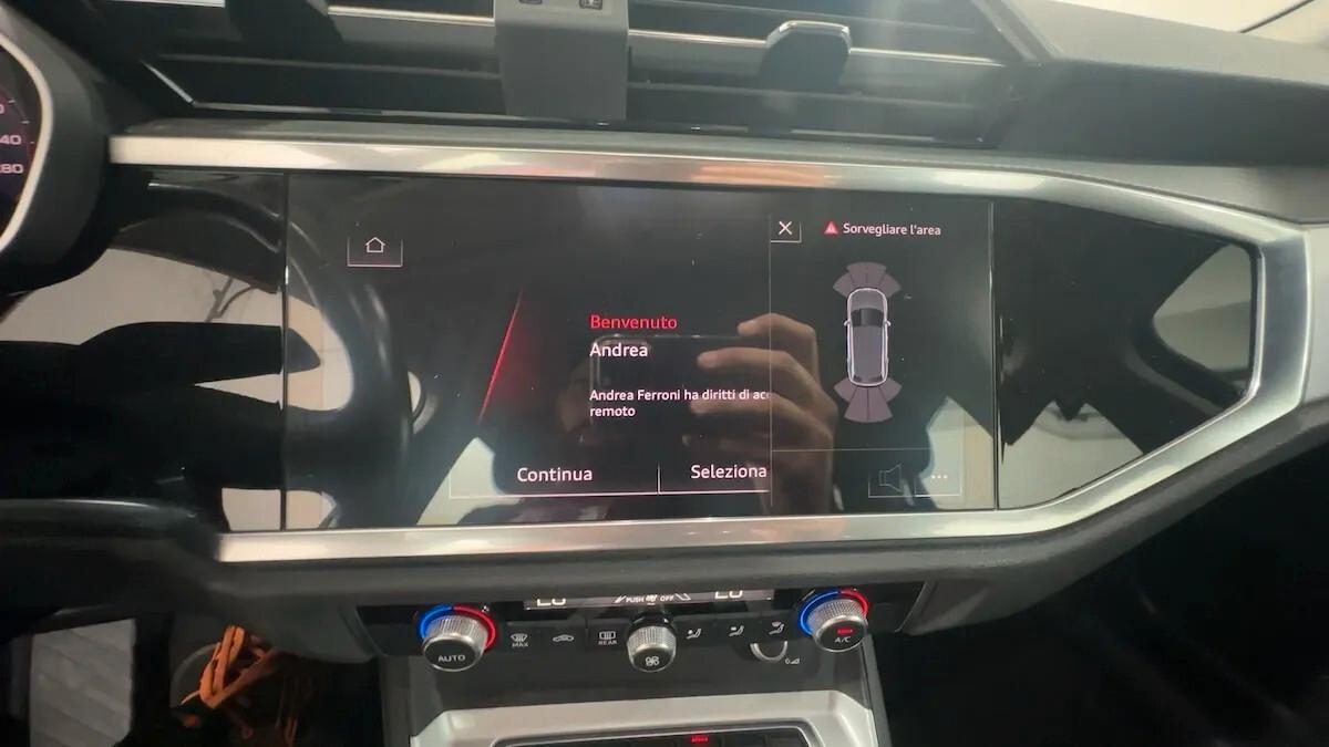 Audi Q3 35 TDI S tronic Business