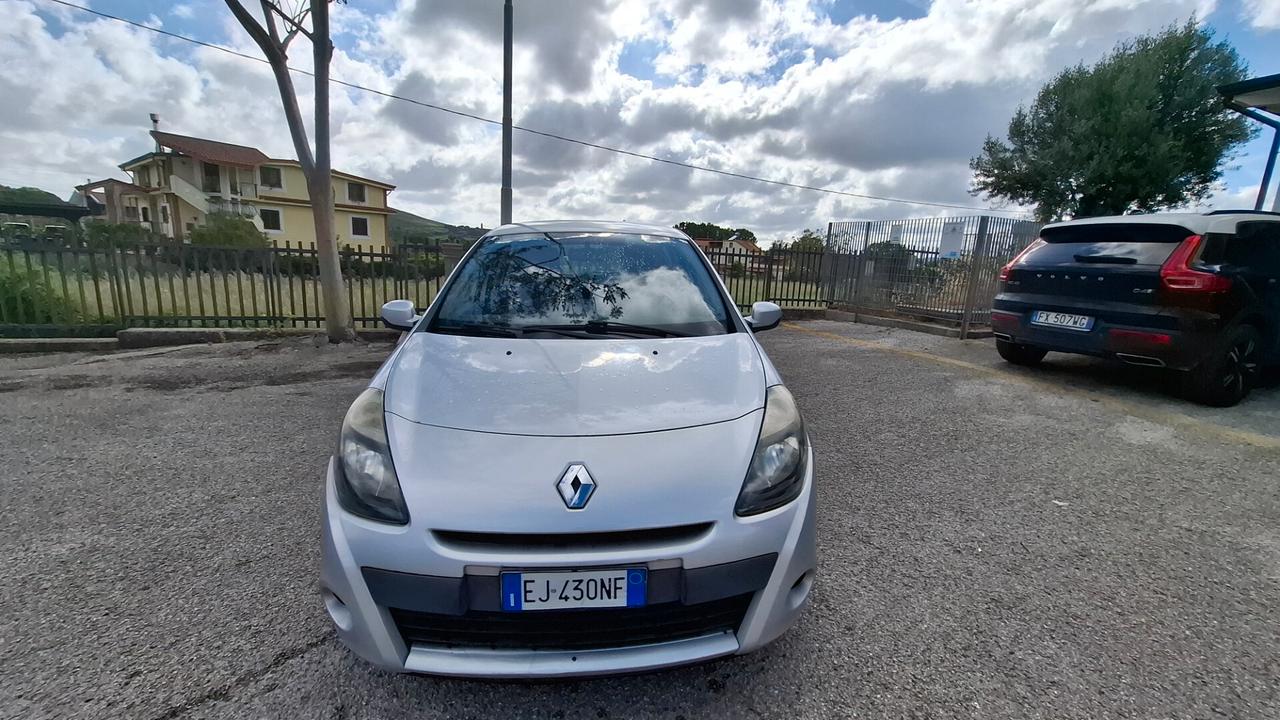 Renault Clio 1.2 16V 5 porte Dynamique