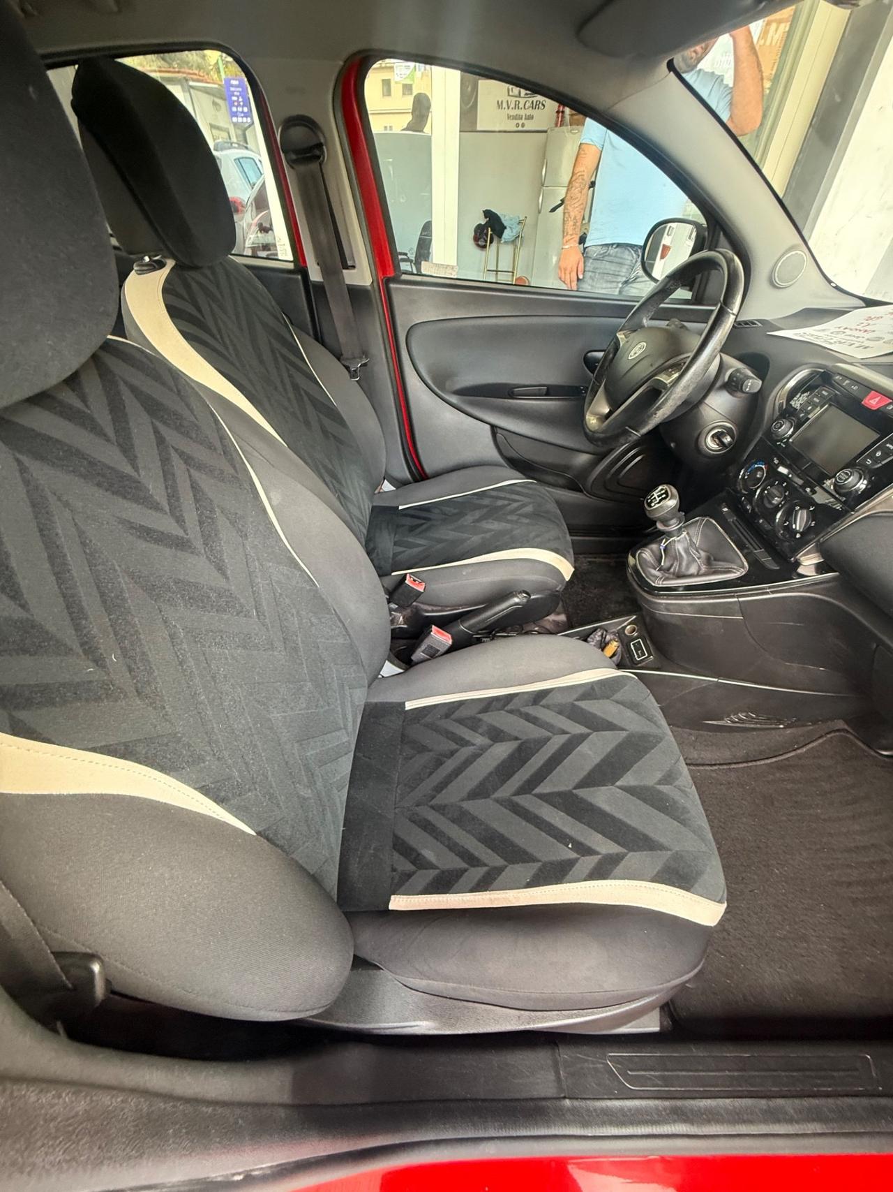 Lancia Ypsilon 1.2 69 CV 5 porte GPL Ecochic Mya
